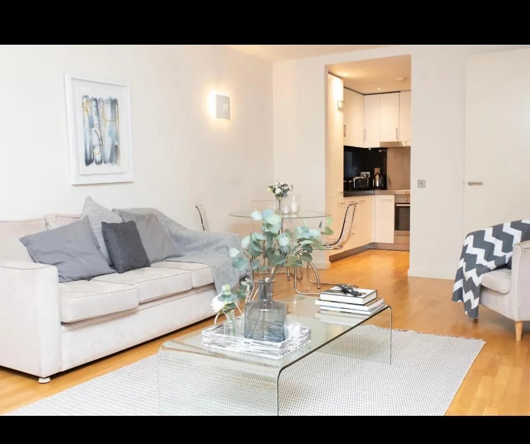 London Luxury 1 Bedroom Apartment Minutes Walk From Canary Wharf United Kingdom